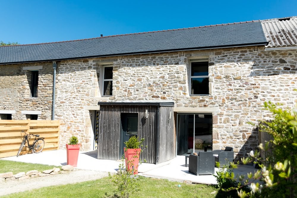 Façade en pierre Gîte de Kerzu